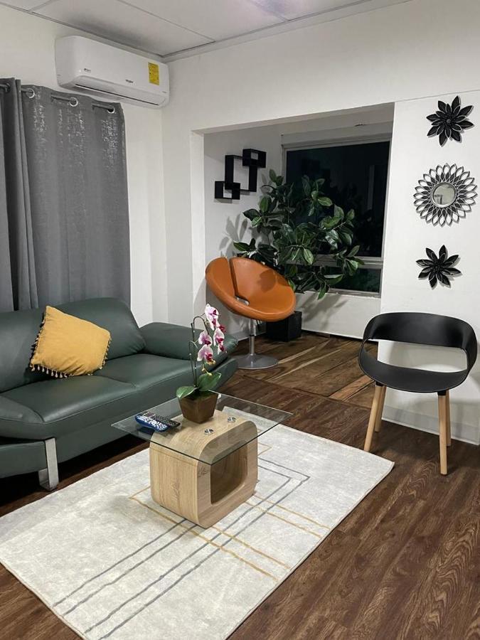 Serenade Lodging Rooms Panama City Exteriör bild