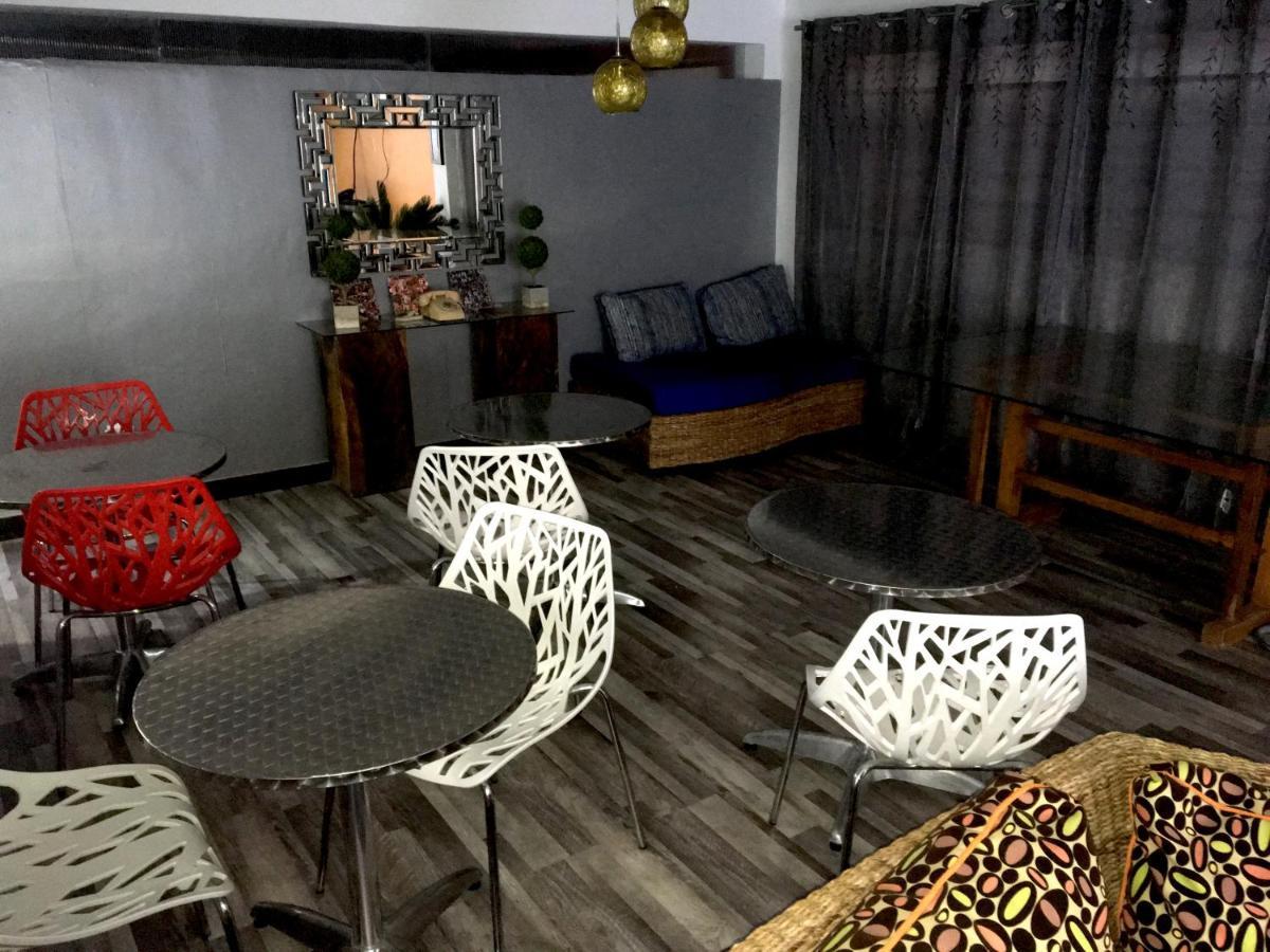 Serenade Lodging Rooms Panama City Exteriör bild