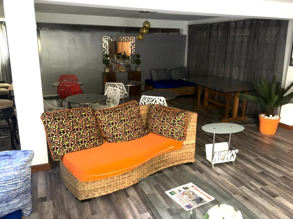Serenade Lodging Rooms Panama City Exteriör bild